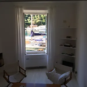 Apartment Pieds Dans L'eau A By Portofinovacanze, Portofino